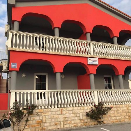 Ferienwohnung Santoni Vir Exterior foto